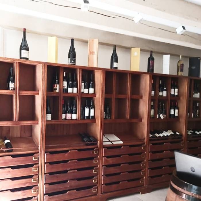 Cave à vin - manger a GIOU-DE-MAMOU